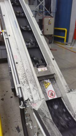 Magnet im Förderband